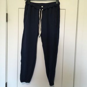 Women’s Lululemon Sweat Pants